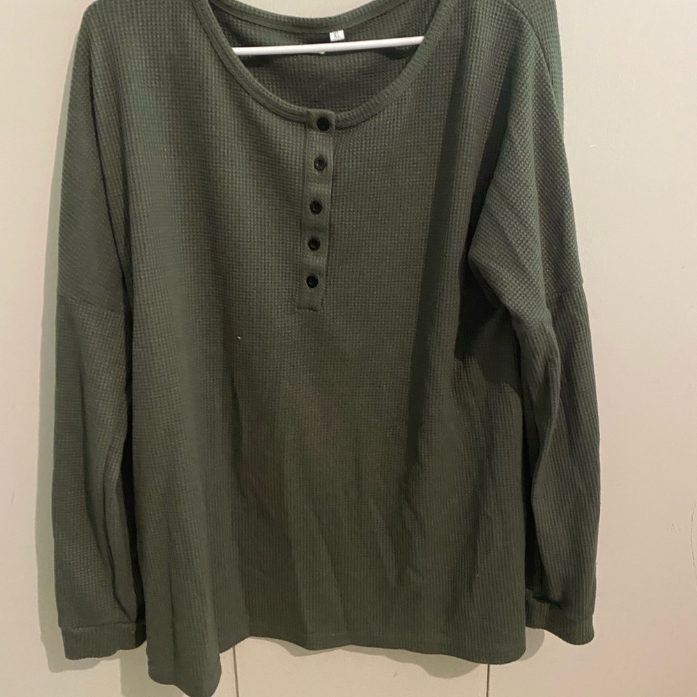 Green Long Sleeve Henley Top